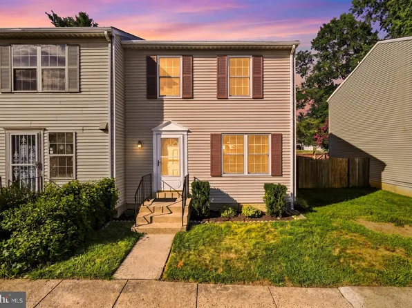 2836 Lester Lee Ct, Falls Church, VA 22042