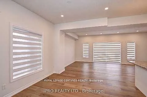 54 Pondcliffe Dr — Photo 3