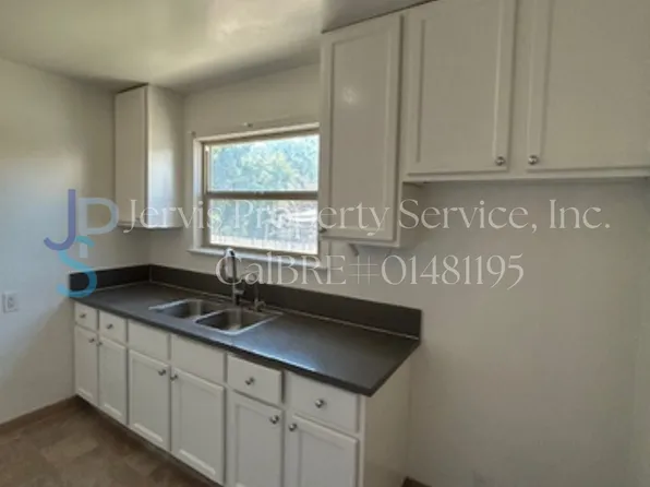 518 E Wellington Ave #A, Santa Ana, CA 92701