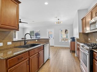 394 Verano Cir, Kyle, TX 78640