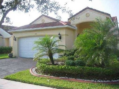 2nd image of 1566 Mira Vista Cir