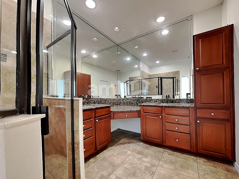 2727 Walden Woods Dr — Photo 13