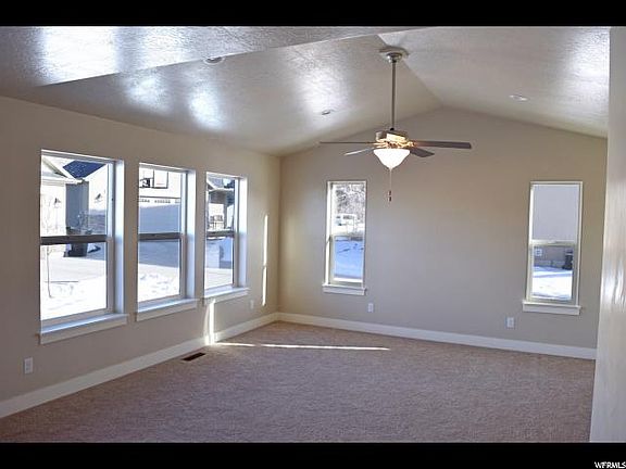 5th image of 285 N 2750 E