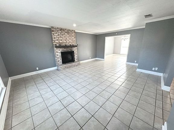 4th image of 3065 Willow Pl APT A