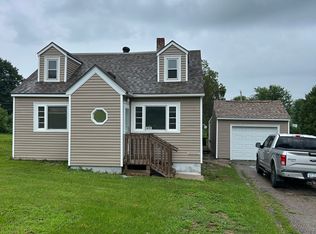 411 S Division Ave, Spring Grove, MN 55974