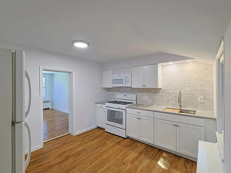 95 Delafield St #2 — Photo 6