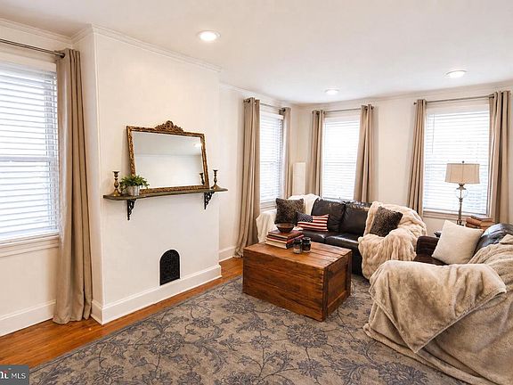 3rd image of 129 Buttonwood St