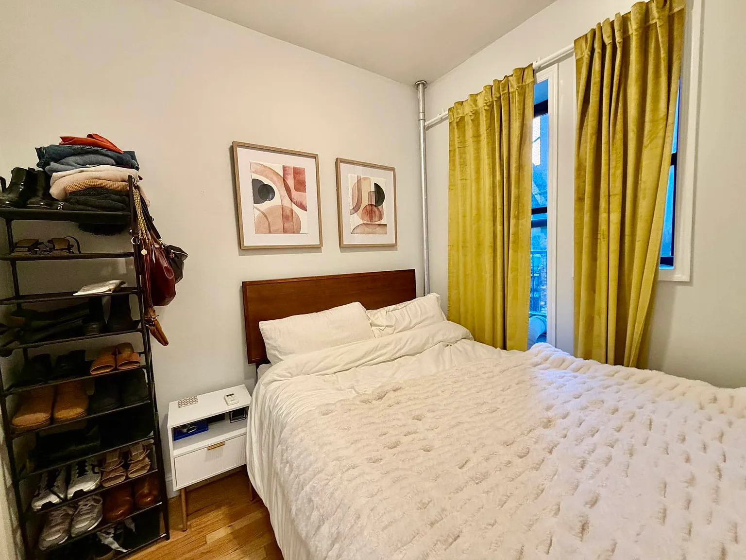 35 Christopher Street — Photo 4