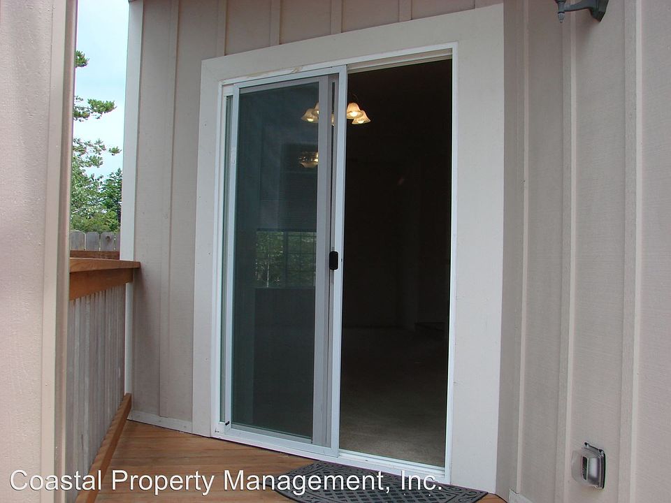 2nd image of 1072 9th St
