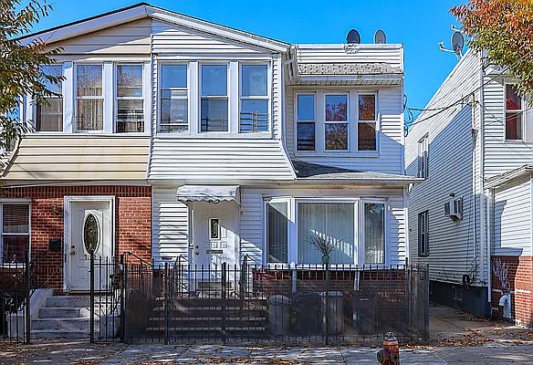 1st image of 70 Nichols Ave