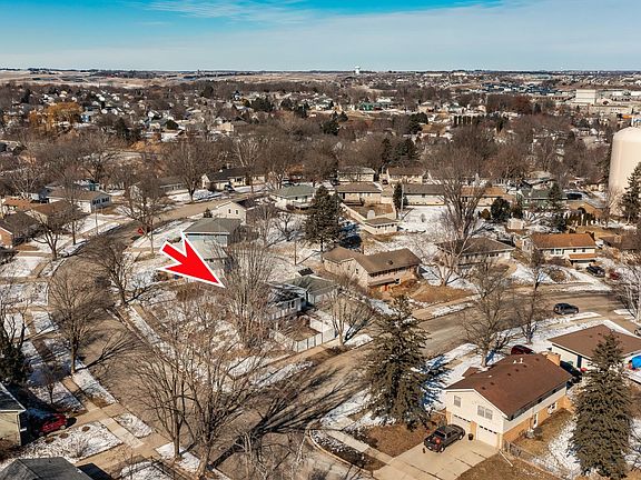 5th image of 4111 5th Pl NW