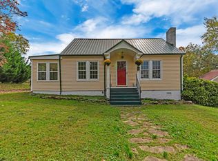 210 Hillcrest Dr, Knoxville, TN 37918