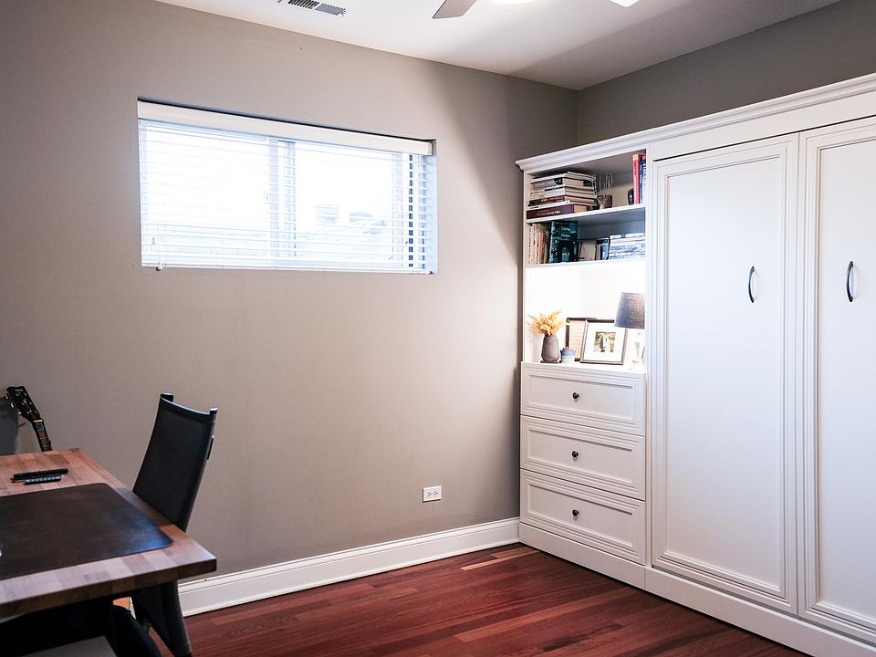 Second bedroom