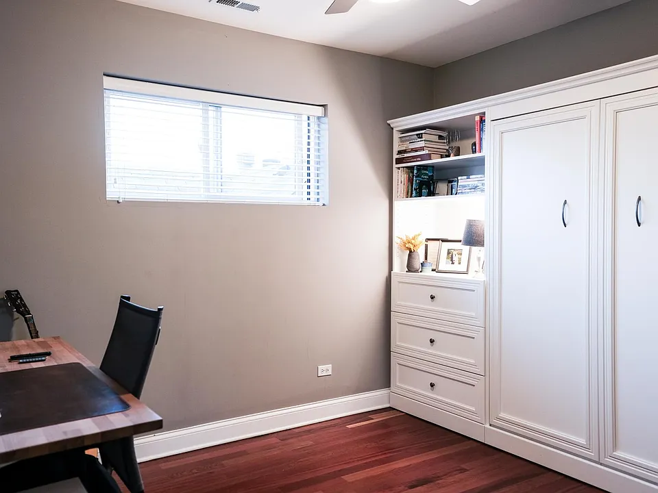 Second bedroom