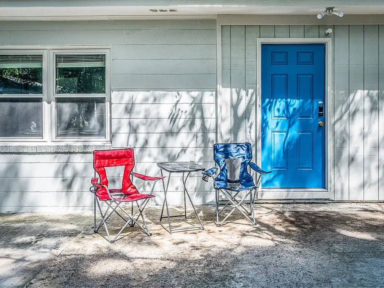 5057 Walker St — Photo 35