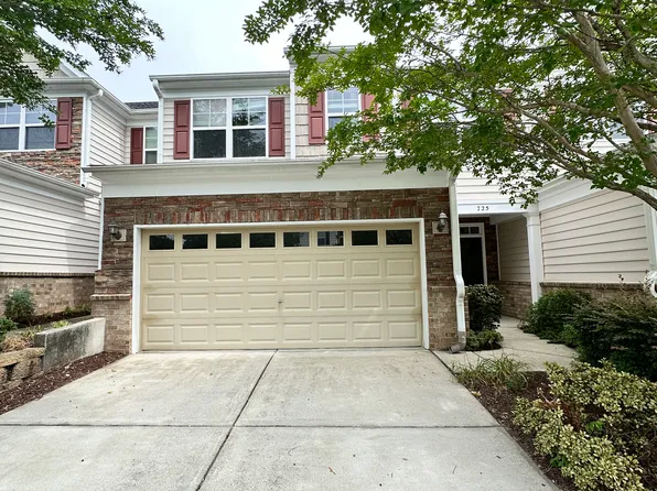 725 Grace Hodge Dr, Cary, NC 27519