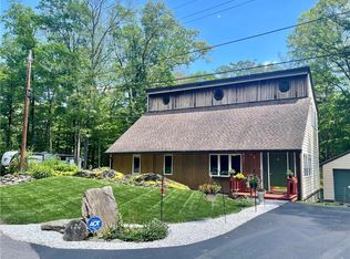120 Horns Park N, Hyde Park, NY 12538