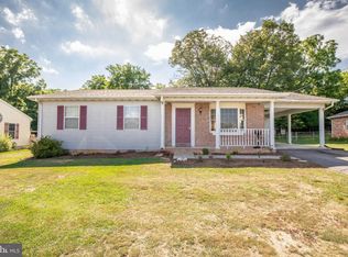 98 Dexter Dr, Martinsburg, WV 25405