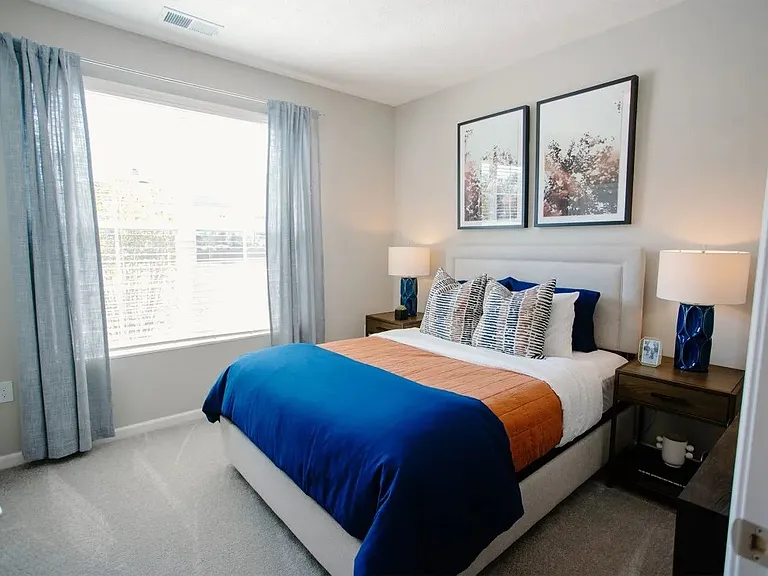 Elan Park Apartments — Photo 8