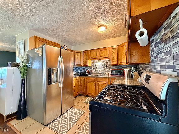 3rd image of 7414 Trotter Rd