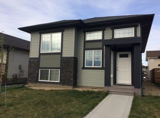 59 Windermere Close, Red Deer, AB T4N 2J8