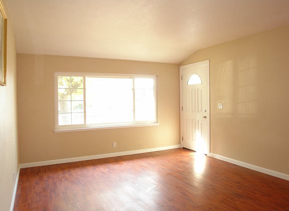 5th image of 1444 Berona Way