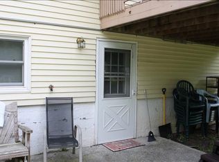 15 Ridgewood Ter, Poughkeepsie, NY 12603