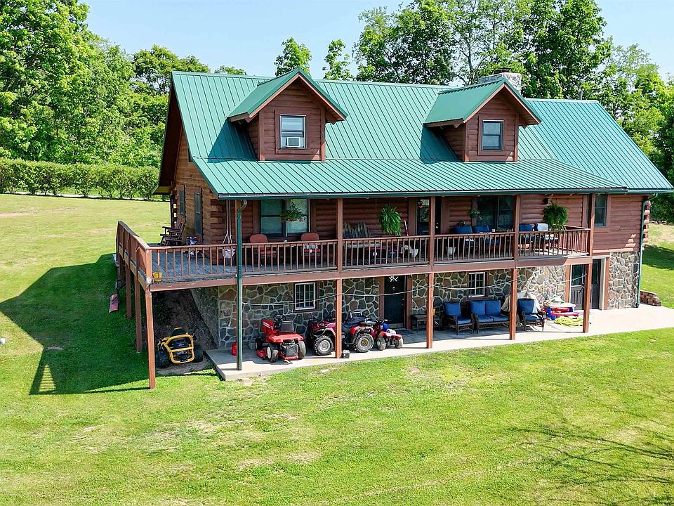 1st image of 355 Bennett Rd