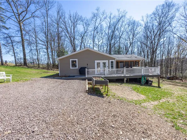 341 Taylor Rd, Confluence, PA 15424