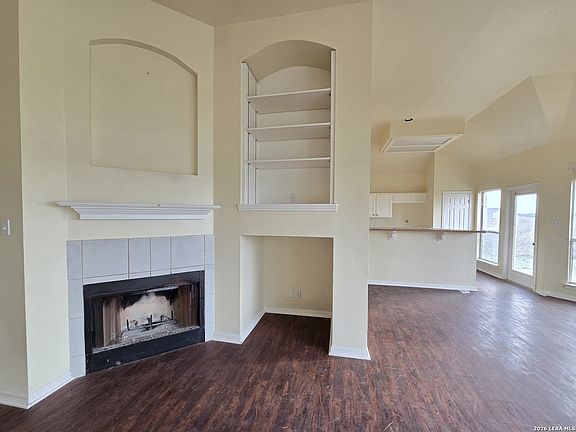 5th image of 135 Muirfield Ln