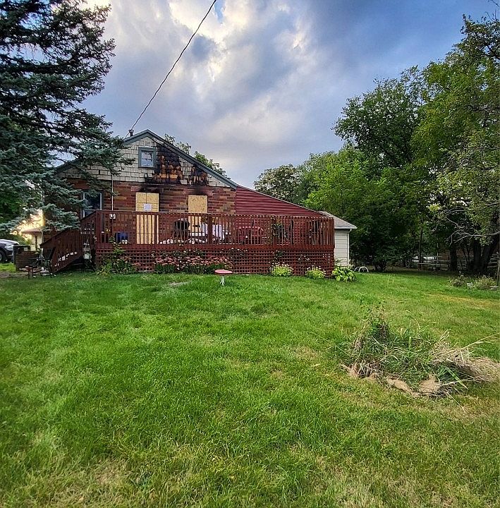 2nd image of 3140 SE 5th St