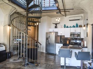 Cosmo Lofts, Los Angeles, CA 90028