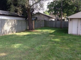8095 Elm St, Taylor, MI 48180