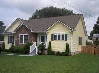 2703 Calloway St NW, Roanoke, VA 24012