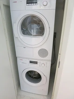 Rented by Loom Group | media 6