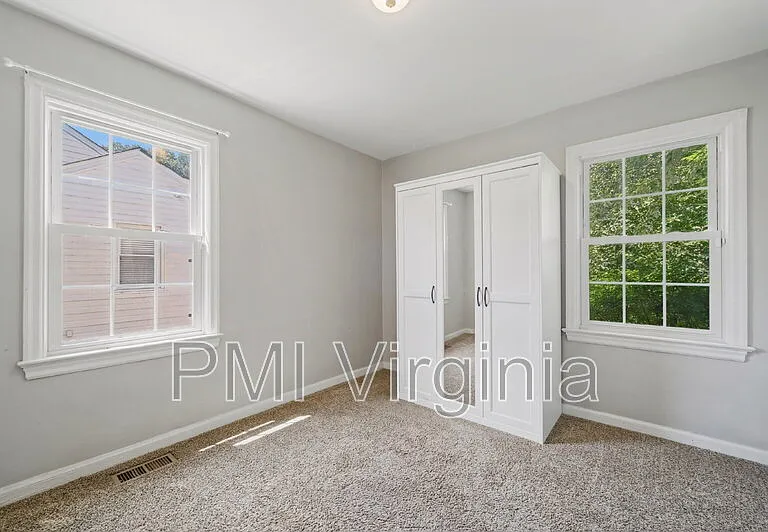 9 Laurel Dr — Photo 13