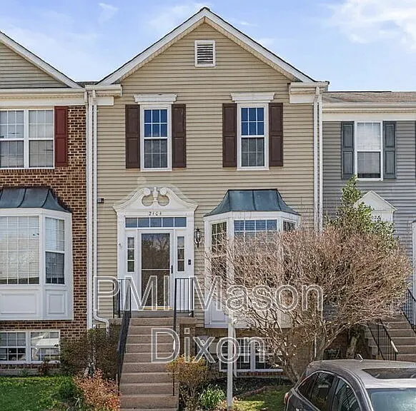 2404 Sandwich Ct — Photo 1