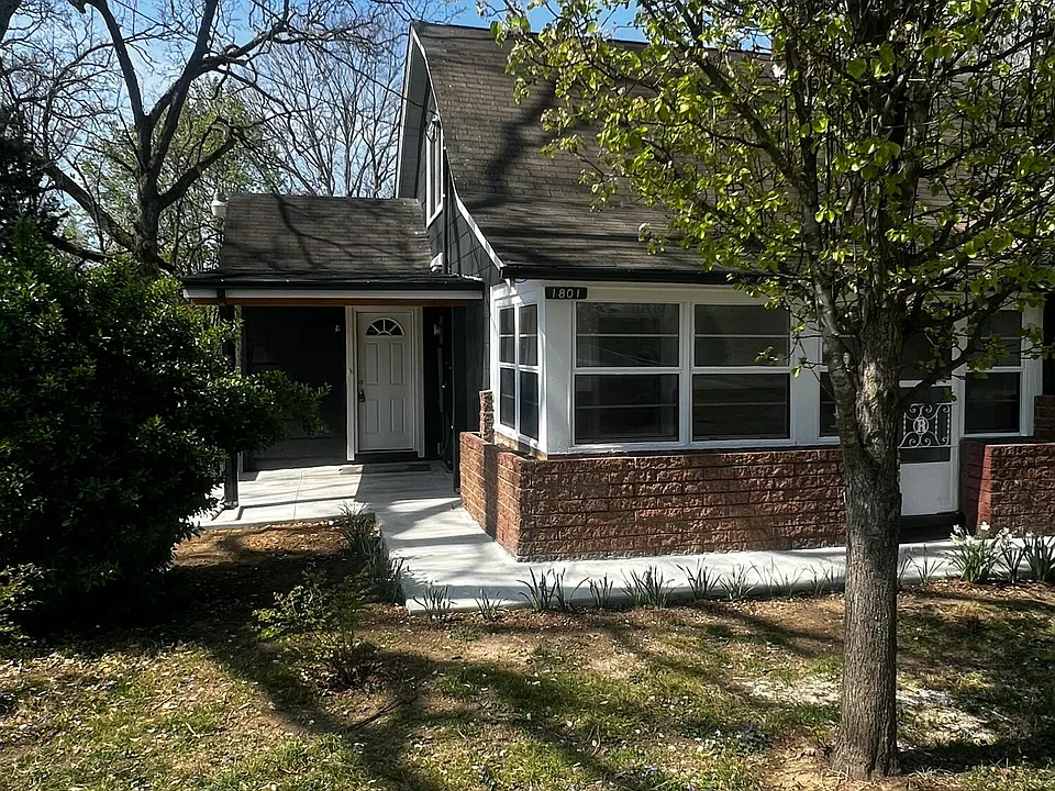 1801 Woodson Dr