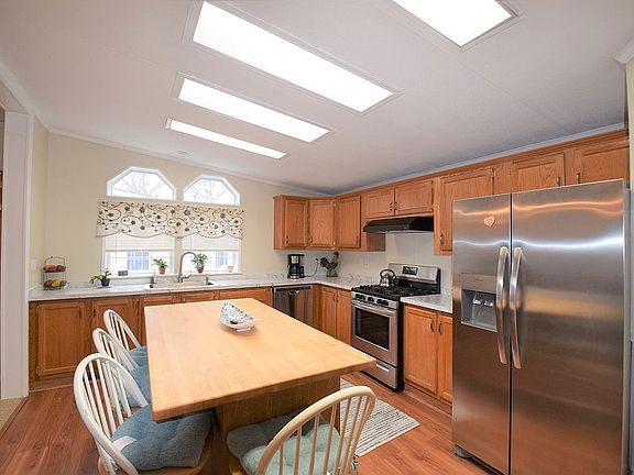 2nd image of 108 Joseph Ln