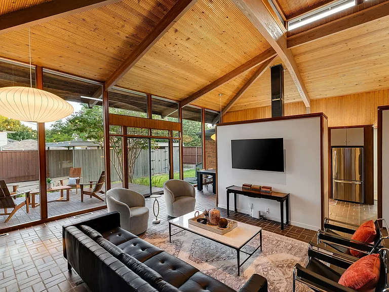 7158 Joyce Way — Photo 107