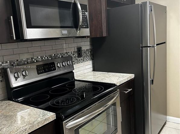 7035 NW 186th St APT D107