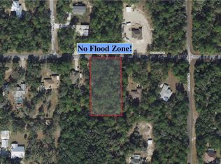 8946 N Cacalia Dr, Crystal River, FL 34428