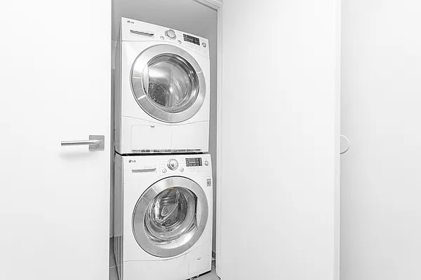 Rented by NY Living Solutions | media 18