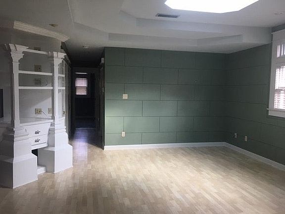 4th image of 1324 Nancy Dr