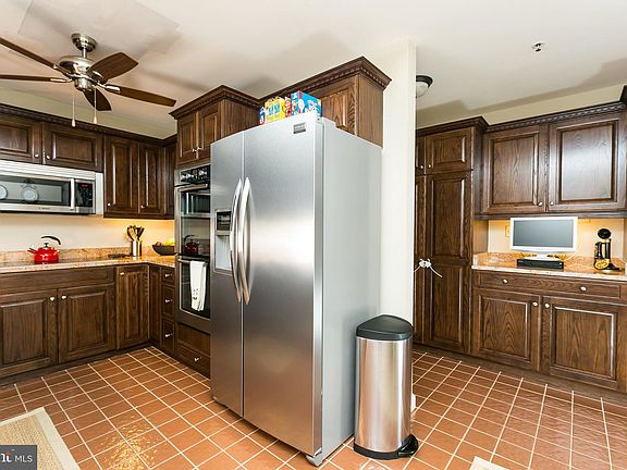 2nd image of 10 E Lee St Unit 708