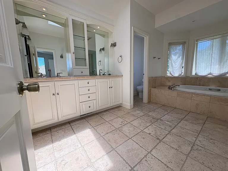 Primary Bedroom attached bathroom