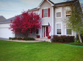 1425 Redwing Dr, Antioch, IL