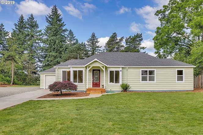 5810 SE Flavel Dr — Photo 1