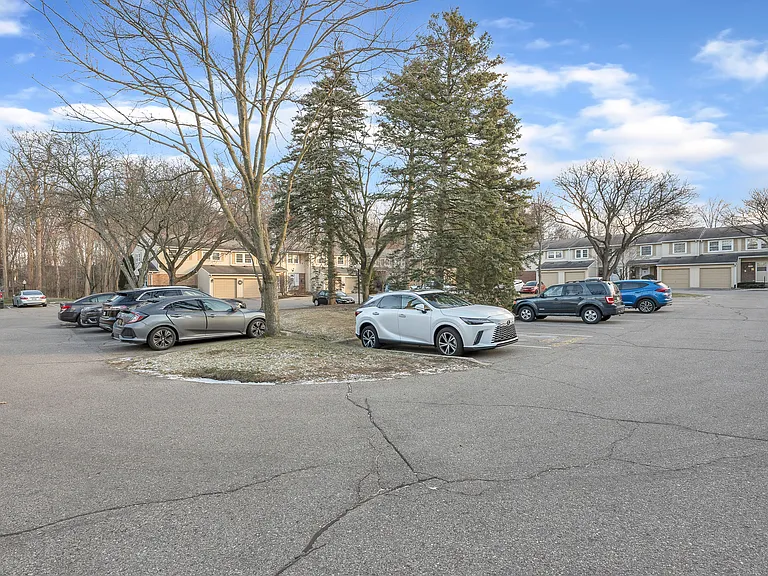 1592 Brentwood Dr — Photo 49