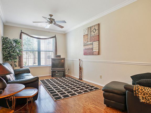 5th image of 13810 SUTTON PARK Drive #529